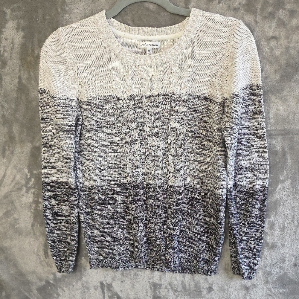 Croft & Barrow Gray and Cream Crew Neck Sweater. Size XS